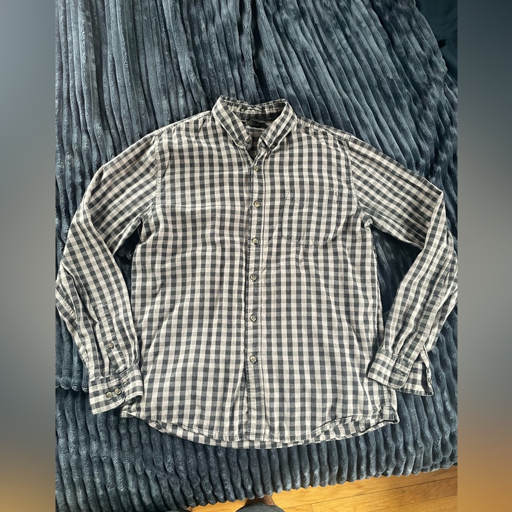 Forever 21 Long Sleeve Shirt